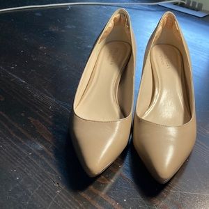 Cole Haan nude kitten heels